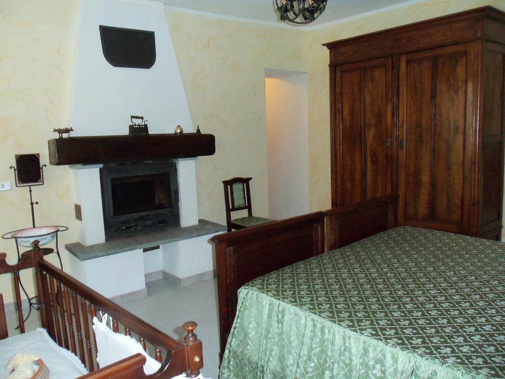 Casa Dei Ciliegi Castell'Alfero Villa Phòng bức ảnh