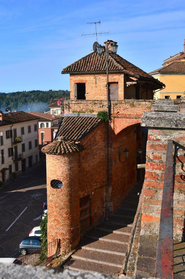 Casa Dei Ciliegi Castell'Alfero Villa Ngoại thất bức ảnh